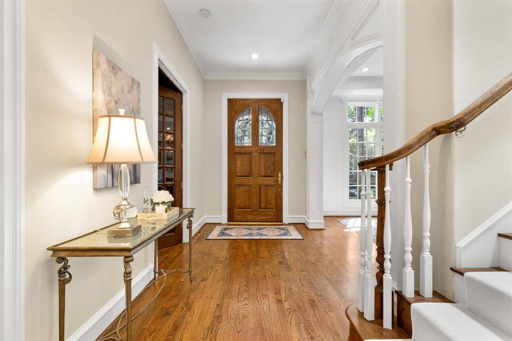 Dallas, TX 75225,7729 Marquette Street