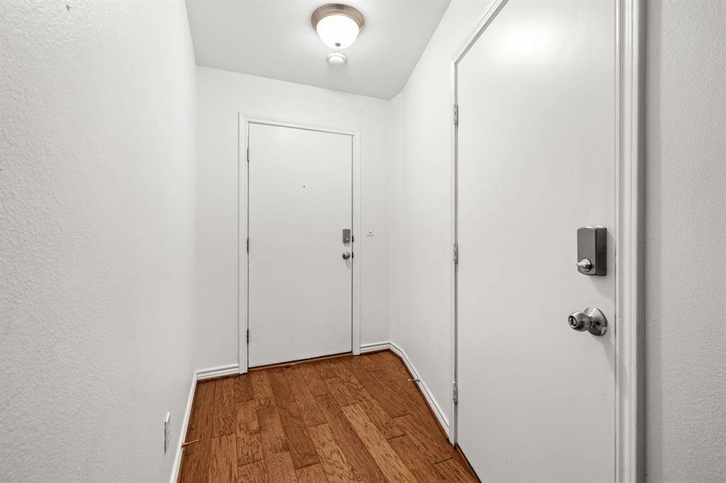 Dallas, TX 75204,4050 Mckinney Avenue #12