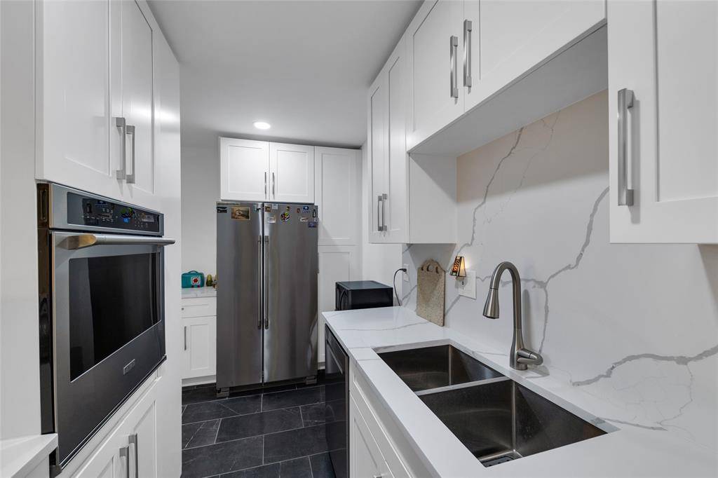 Fort Lauderdale, FL 33308,6000 NE 22 Way #1E