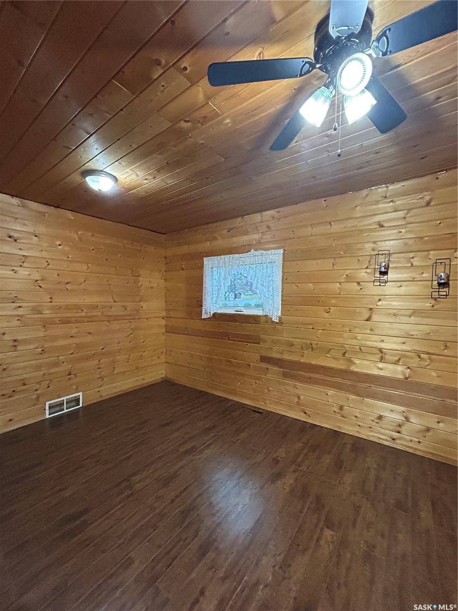 Kelvington, SK S0A 1W0,203 Prouse STREET