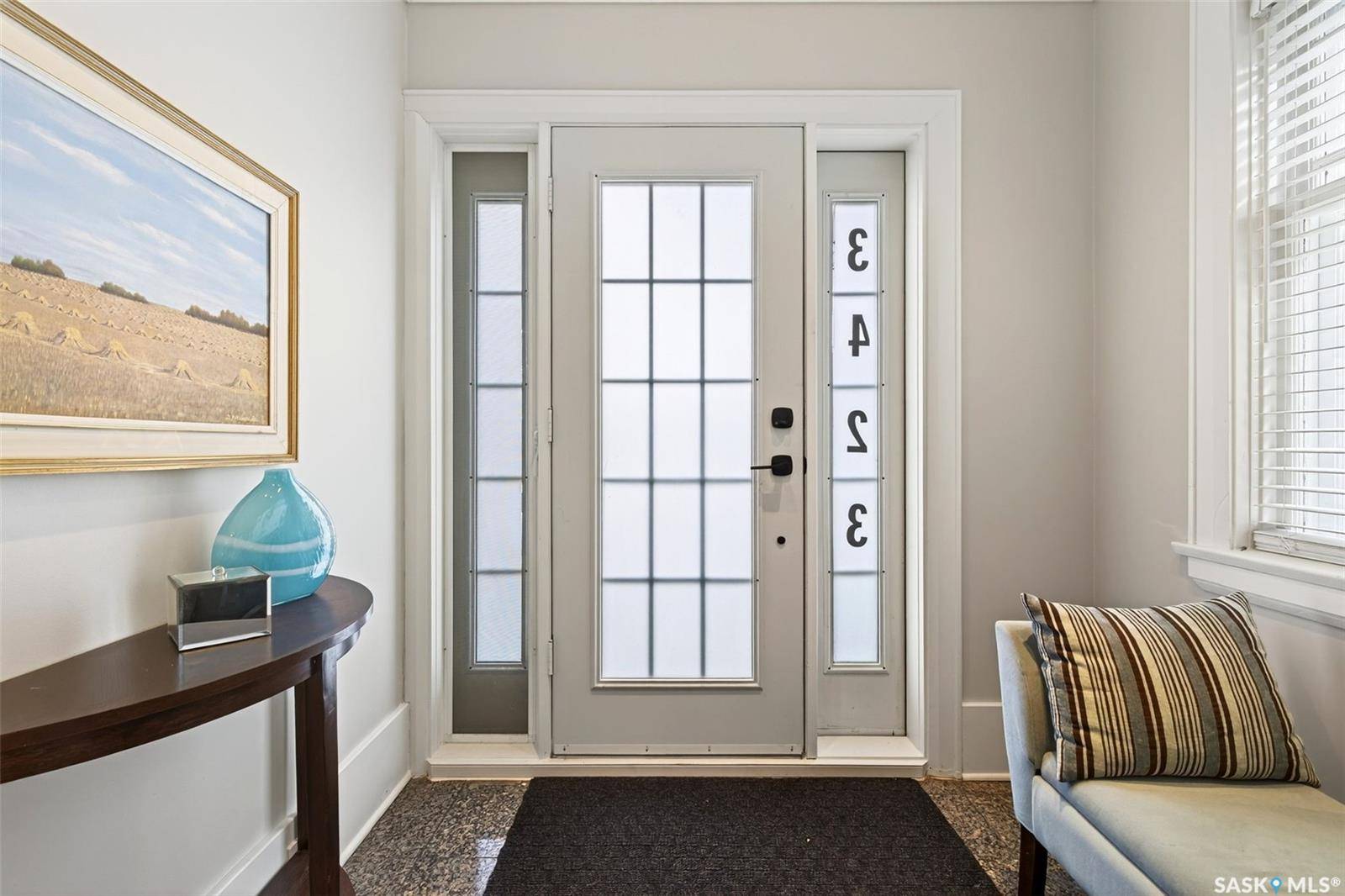 Regina, SK S4T 1L9,3423 Victoria AVENUE