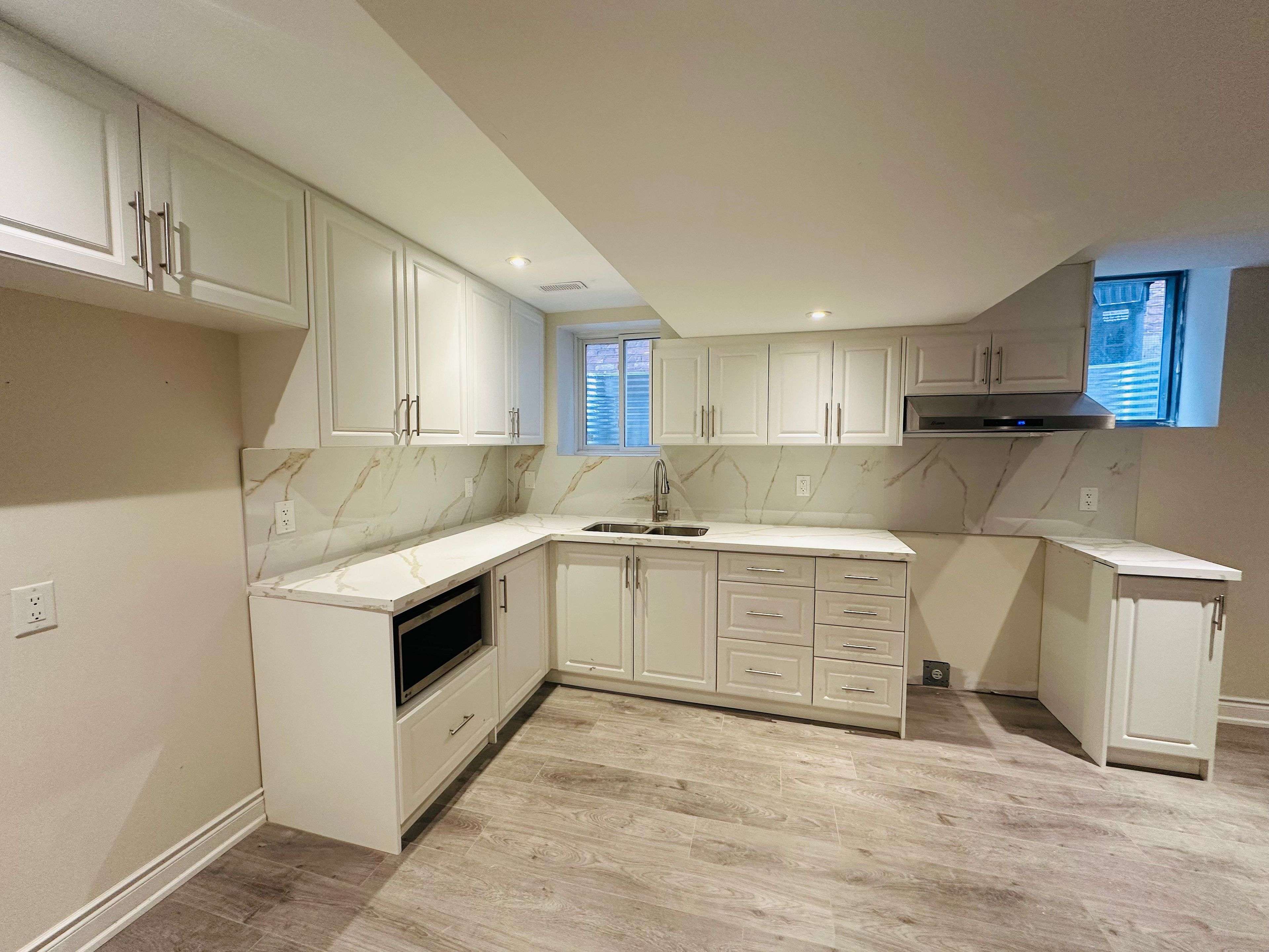 Brampton, ON L6X 3A3,39 Lampman CRES