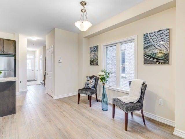 Brampton, ON L6X 0Y3,60 Crumlin CRES