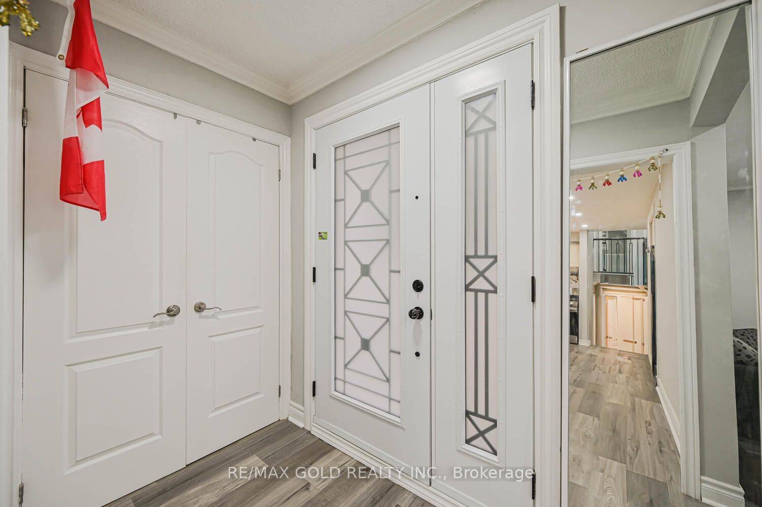 Mississauga, ON L4T 2C9,3724 Darla DR