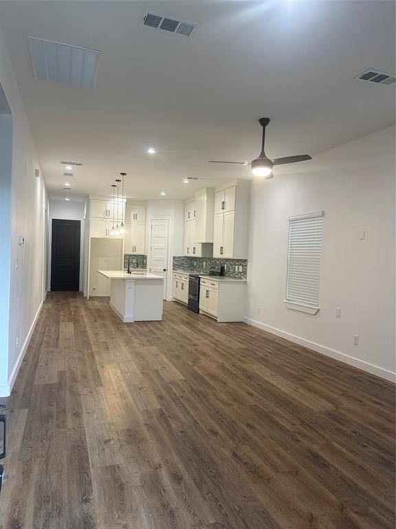 Dallas, TX 75211,2715 Grafton Avenue