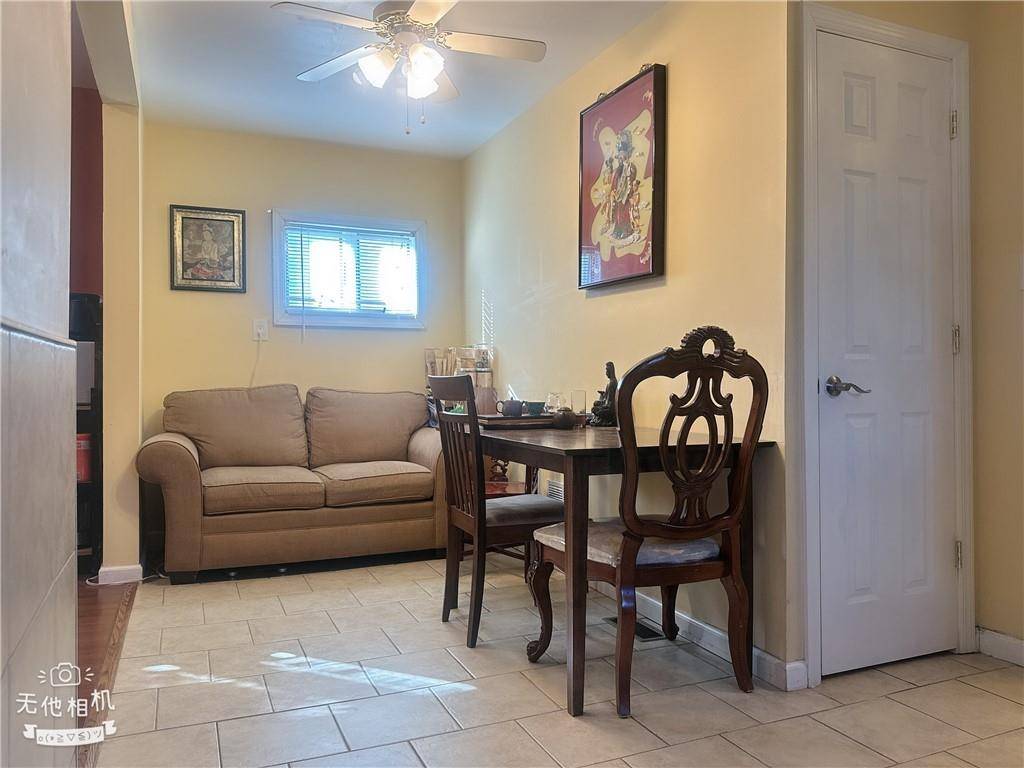 Staten  Island, NY 10305,55 Lansing ST