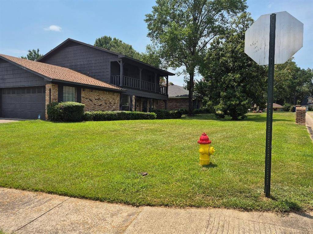 Shreveport, LA 71118,2401 WINDBROOKE Court