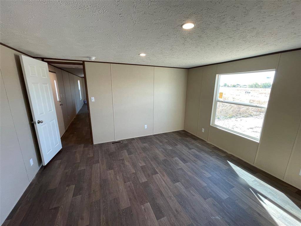 Hawley, TX 79525,11098 PR 316