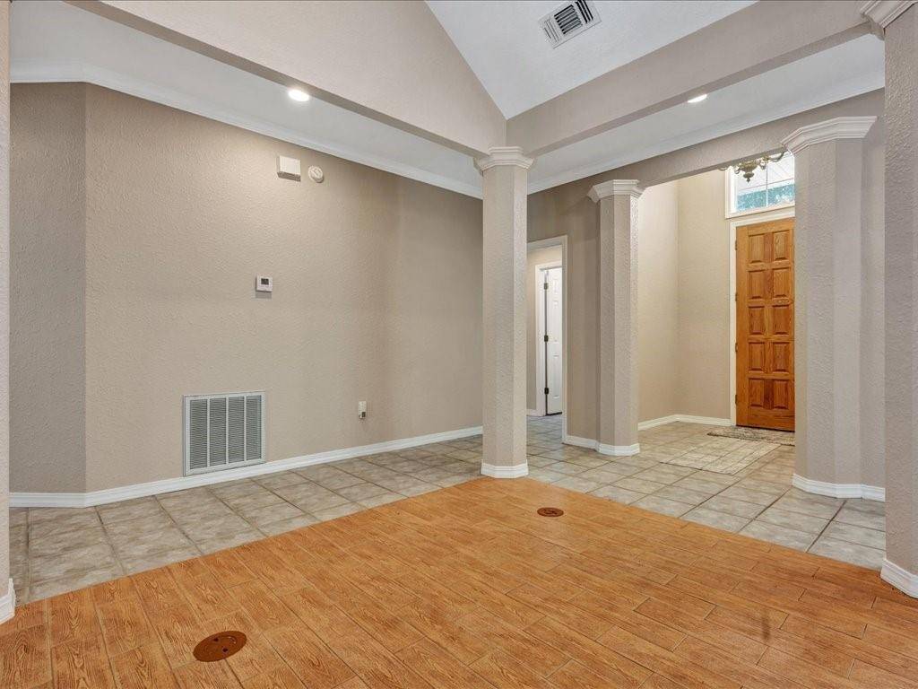 Huntington, TX 75949,262 Creekwood Drive