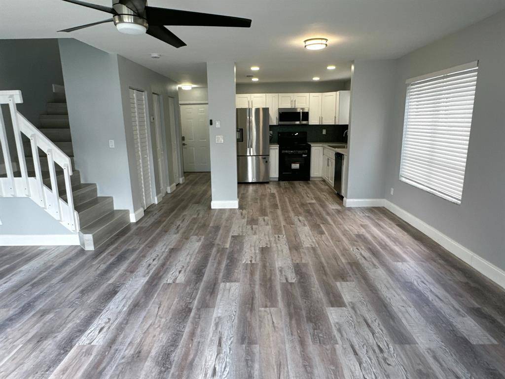 Lauderhill, FL 33313,5516 NW 22nd St #5516