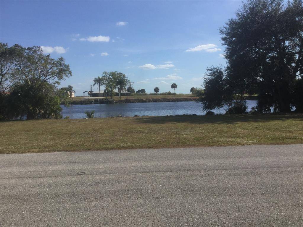 Moore Haven, FL 33471,1824 Riverside DR