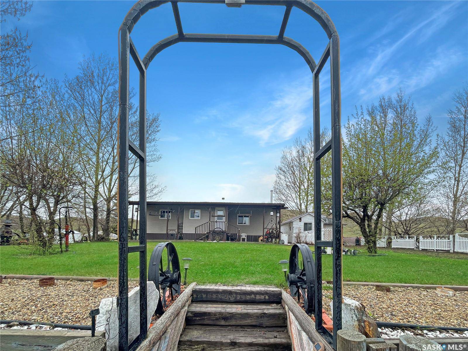 Lac Pelletier Rm No. 107, SK S0N 1T0,215A Pelletier DRIVE