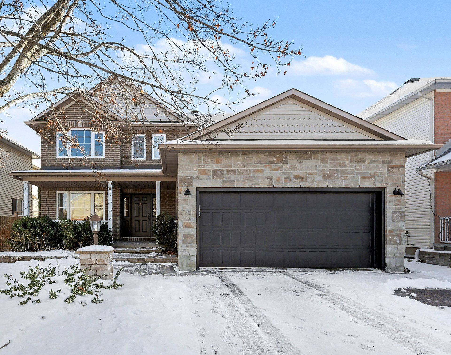 Stittsville - Munster - Richmond, ON K2S 1X8,26 Thresher AVE