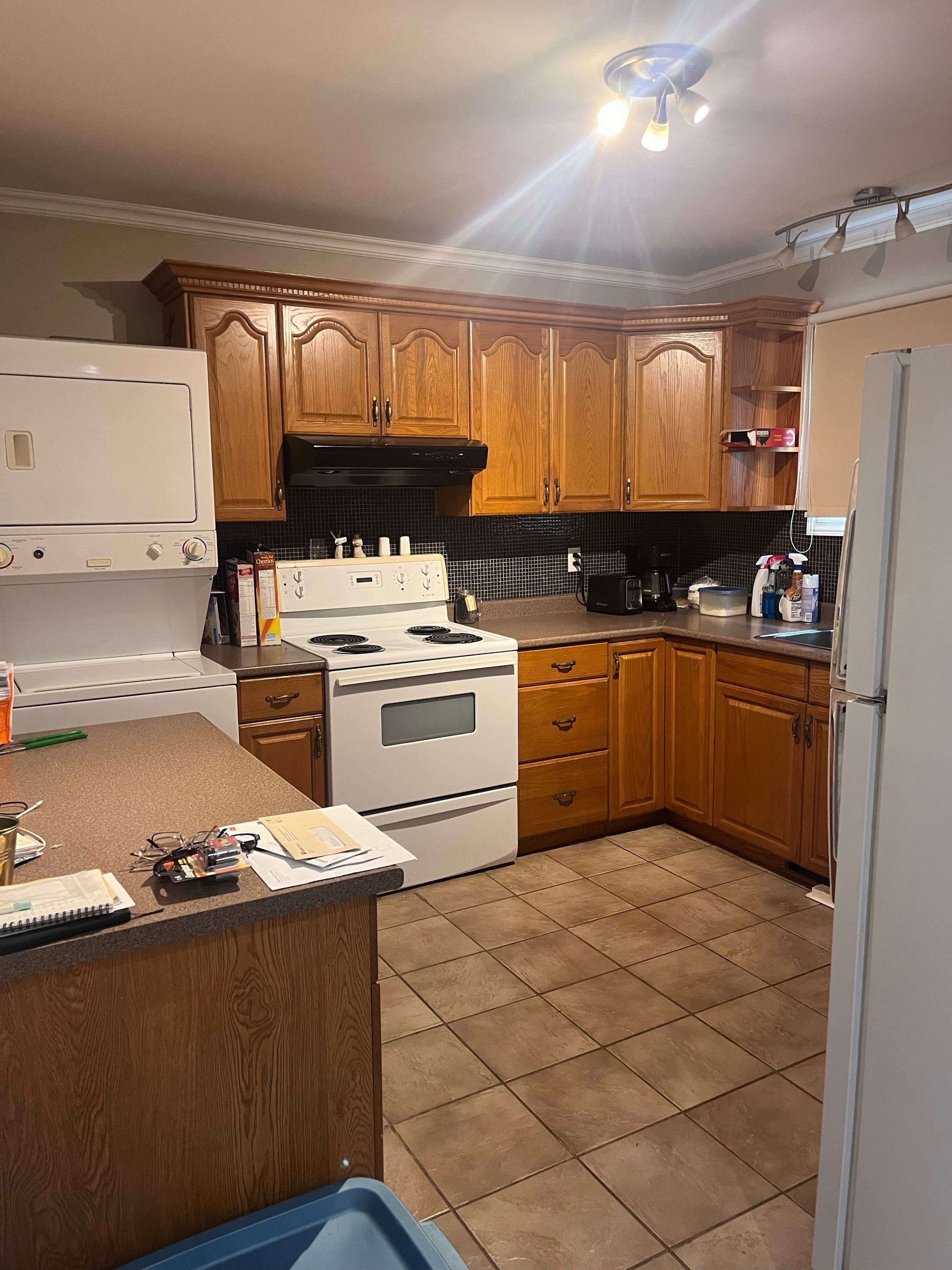 Kanata, ON K2L 1R4,106 GLAMORGAN DR #1