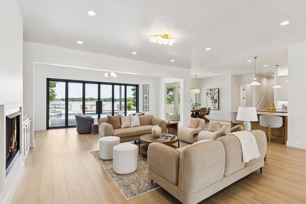 Fort Worth, TX 76179,6124 Lake Shore Drive