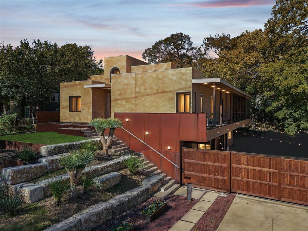 Dallas, TX 75218,8635 San Leandro Drive