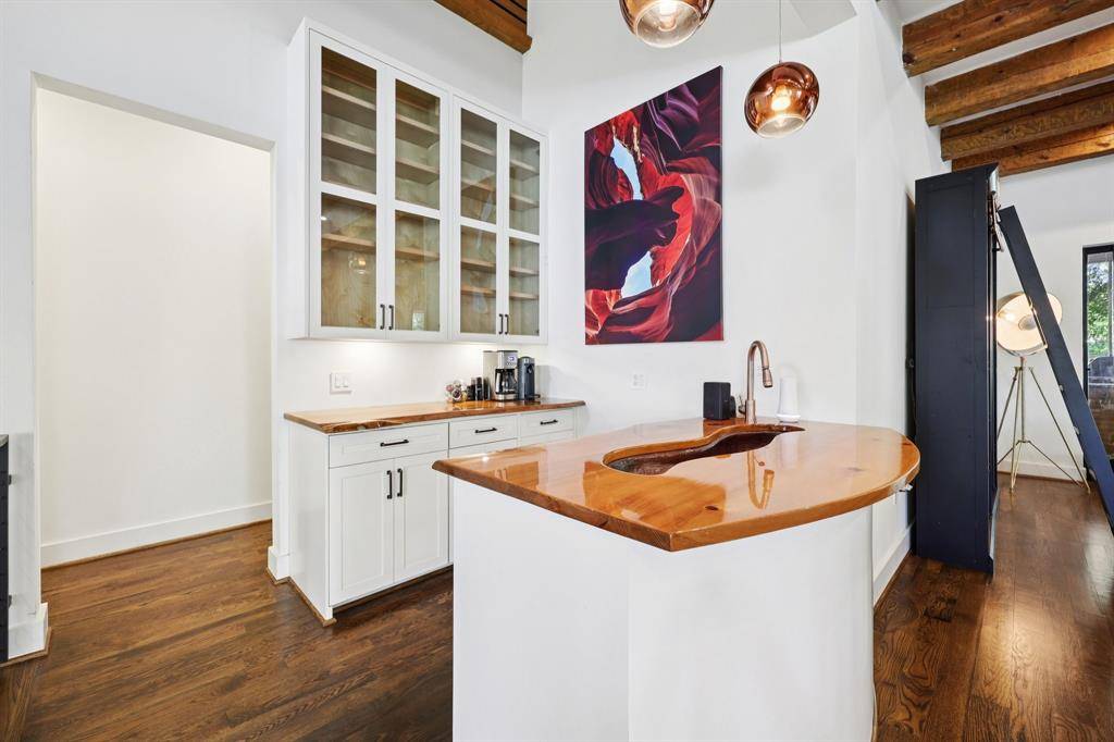 Dallas, TX 75218,8635 San Leandro Drive