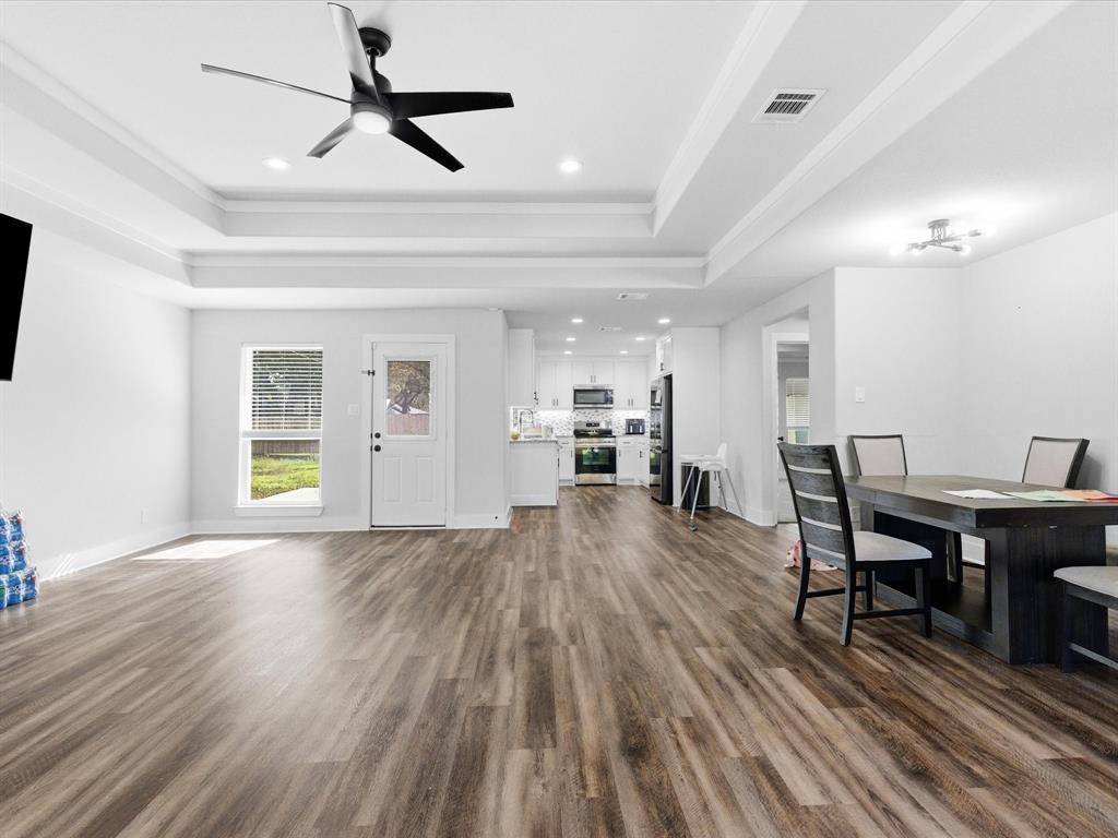 Desoto, TX 75115,240 Wesley Drive