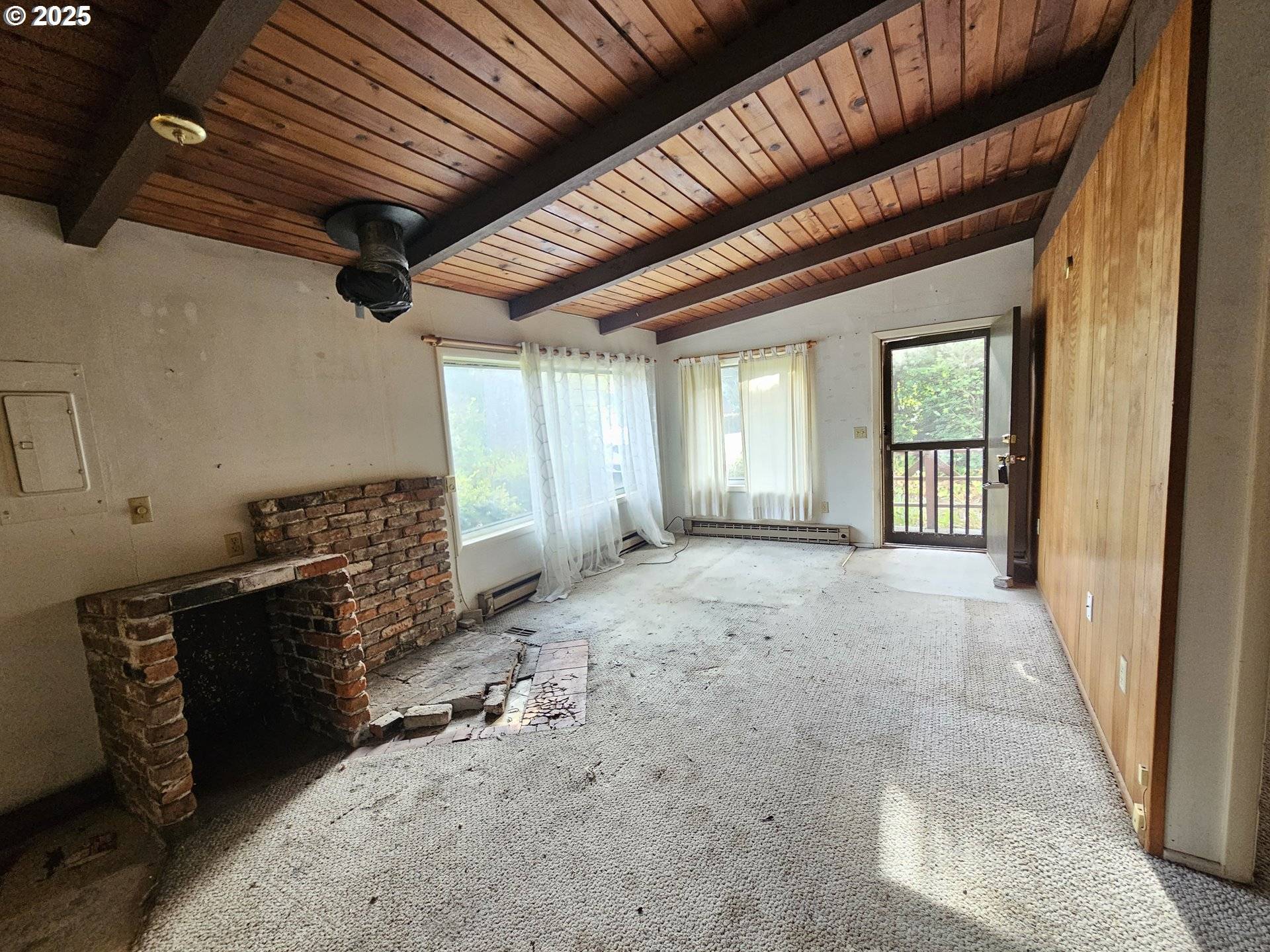 Florence, OR 97439,4601 ARAGO ST