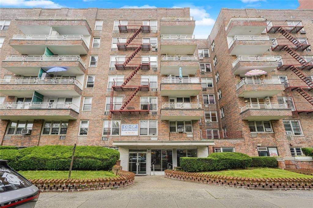Brooklyn, NY 11235,2785 Ocean Pkwy #2G