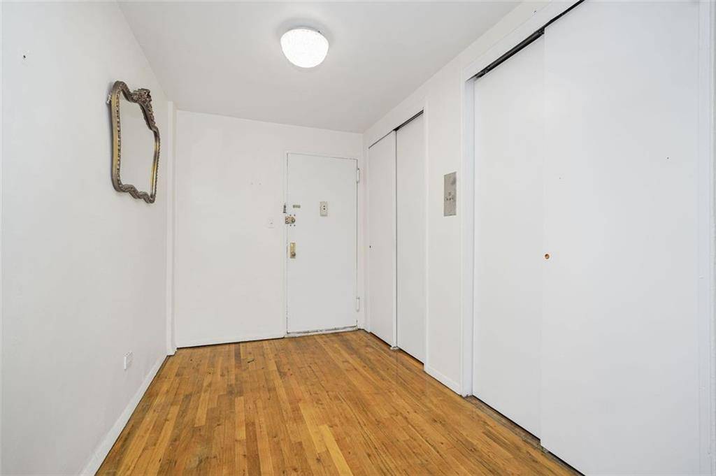 Brooklyn, NY 11235,2785 Ocean Pkwy #2G