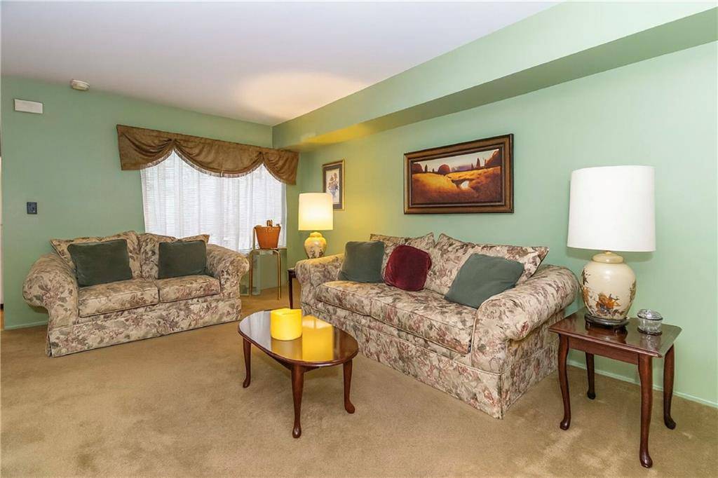 Staten  Island, NY 10304,174 Pierce ST