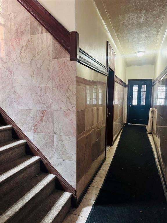 Brooklyn, NY 11209,328 91st ST