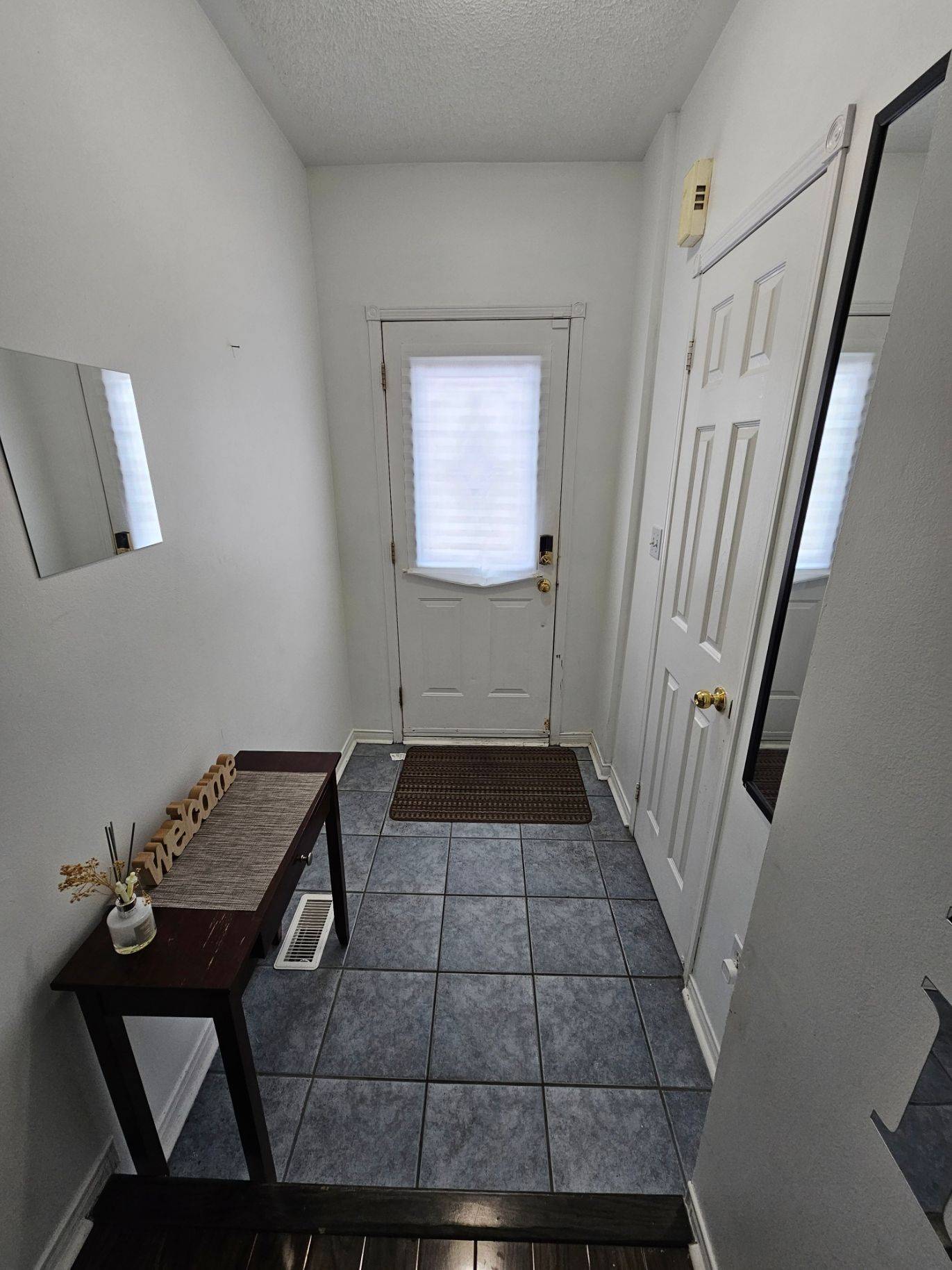 Mississauga, ON L5M 7J3,5260 Mcfarren BLVD #89