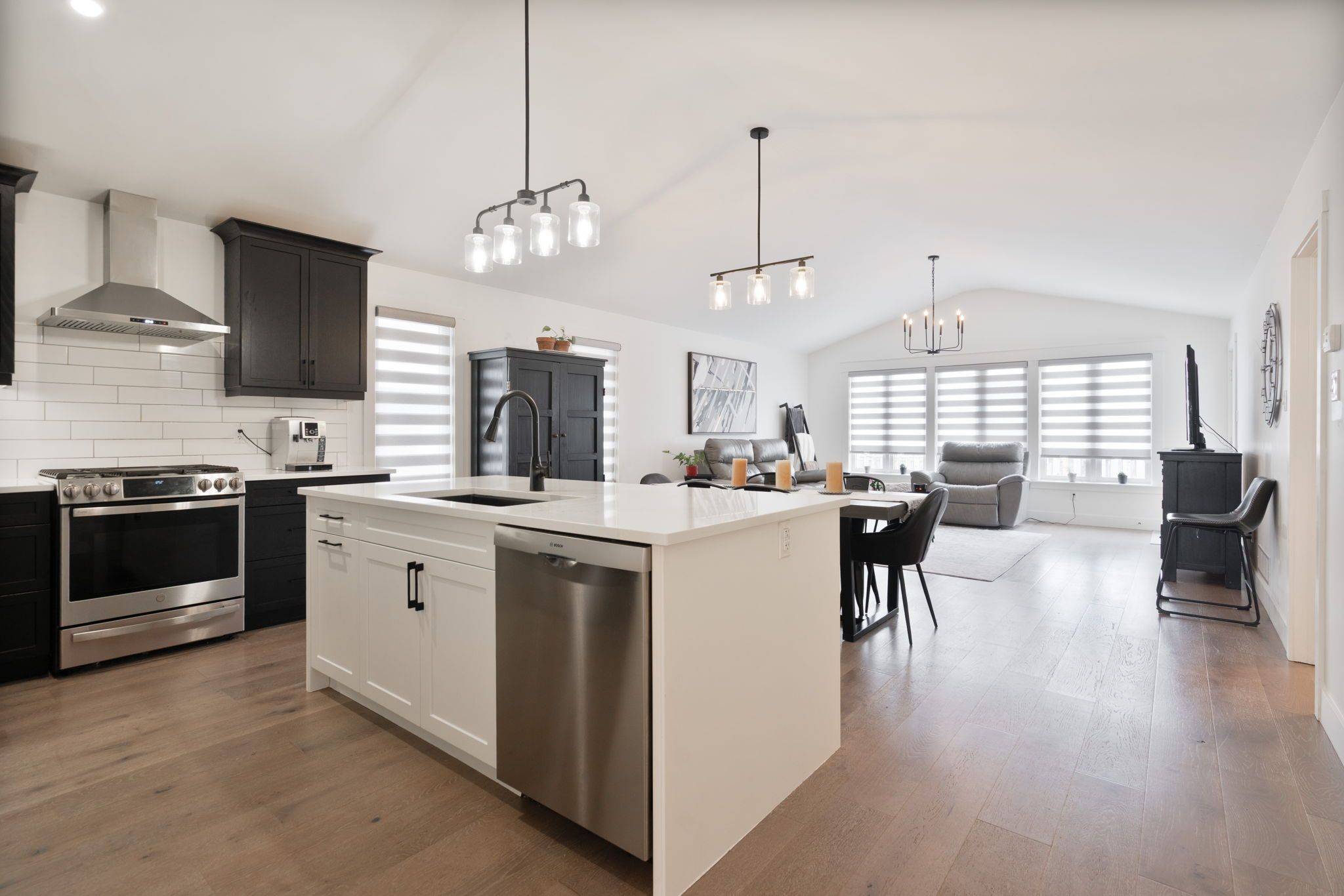 London South, ON N6P 1T7,2150 Thornicroft CRES