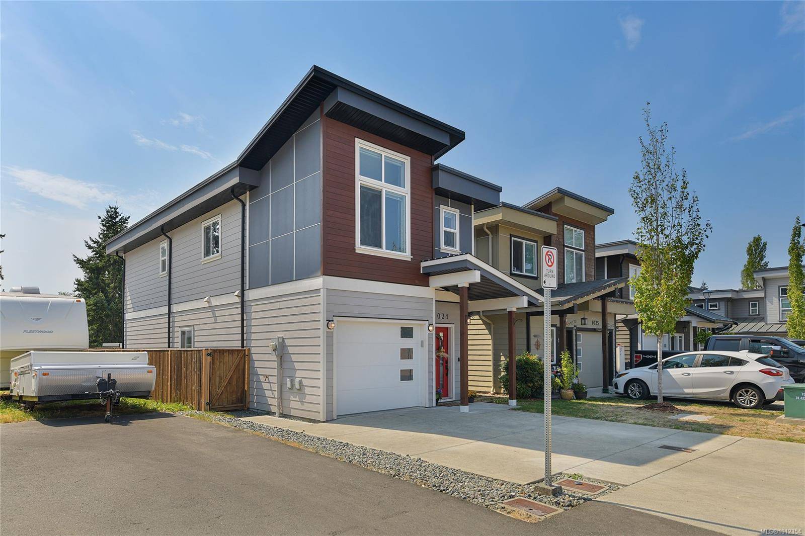 Langford, BC V9C 0H5,1031 Foxwood Pl