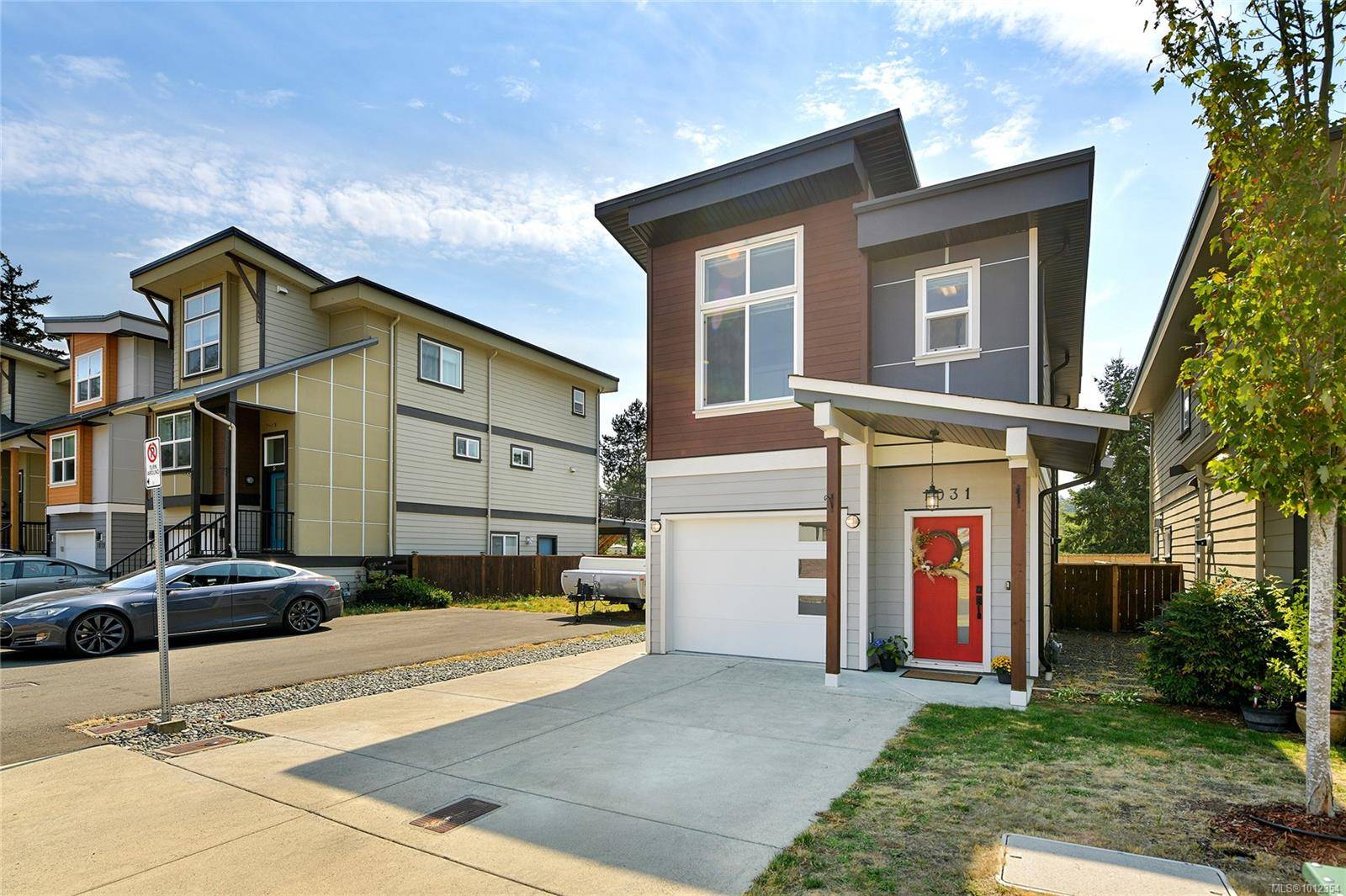 Langford, BC V9C 0H5,1031 Foxwood Pl