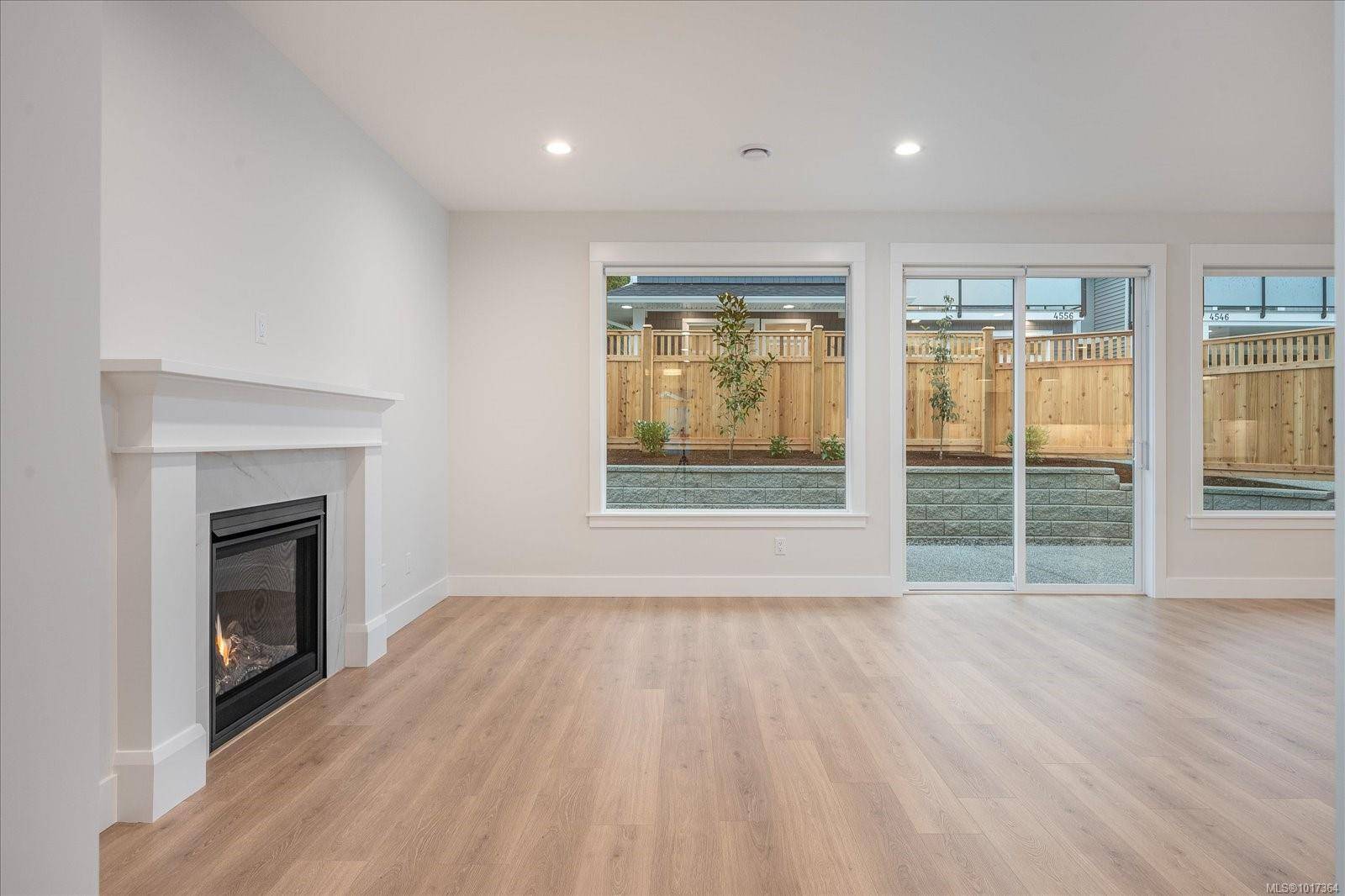 Nanaimo, BC V9T 0M6,4552 Suncrest Rd