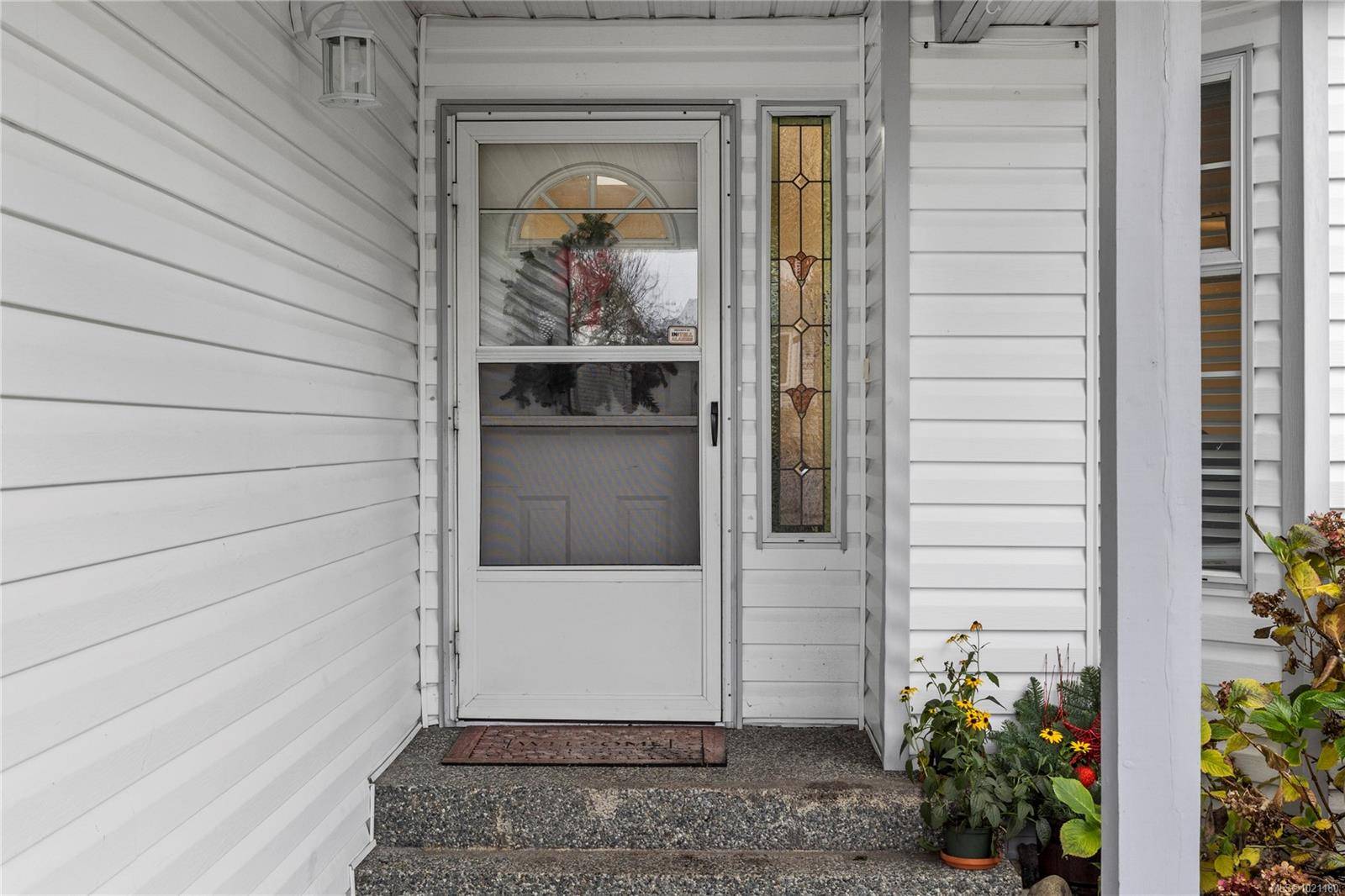 Nanaimo, BC V9T 4V9,233 Ardoon Pl