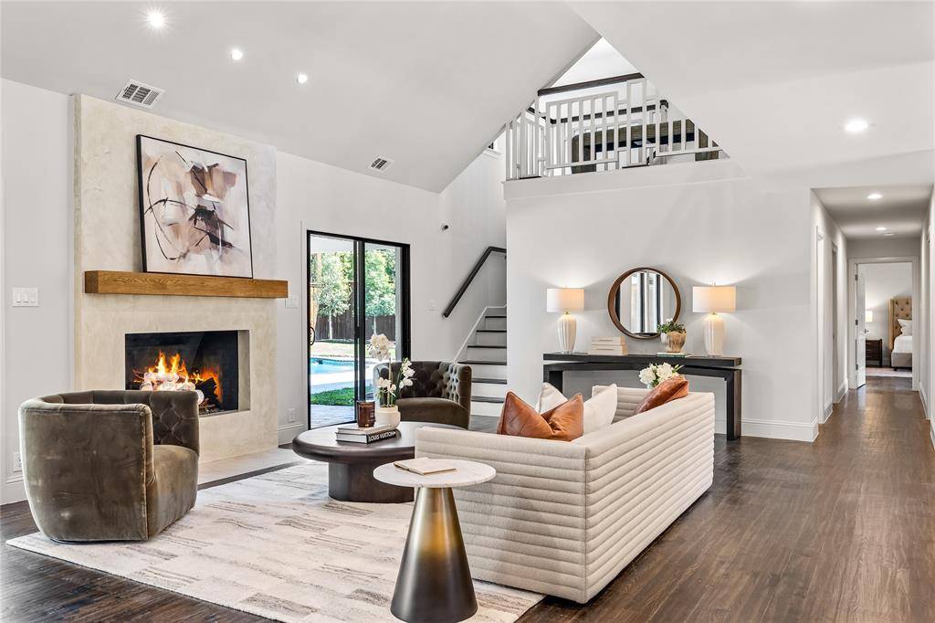 Dallas, TX 75229,4441 Hockaday Drive