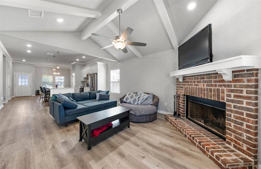 Mcgregor, TX 76657,429 Travis Drive