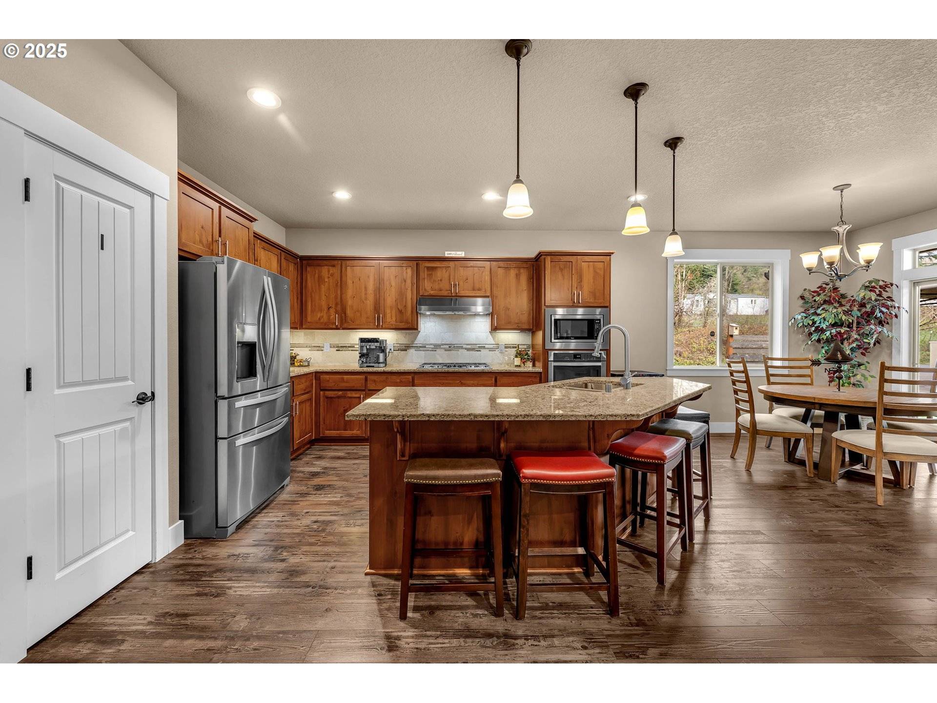 Washougal, WA 98671,1912 N COLUMBIA RIDGE WAY