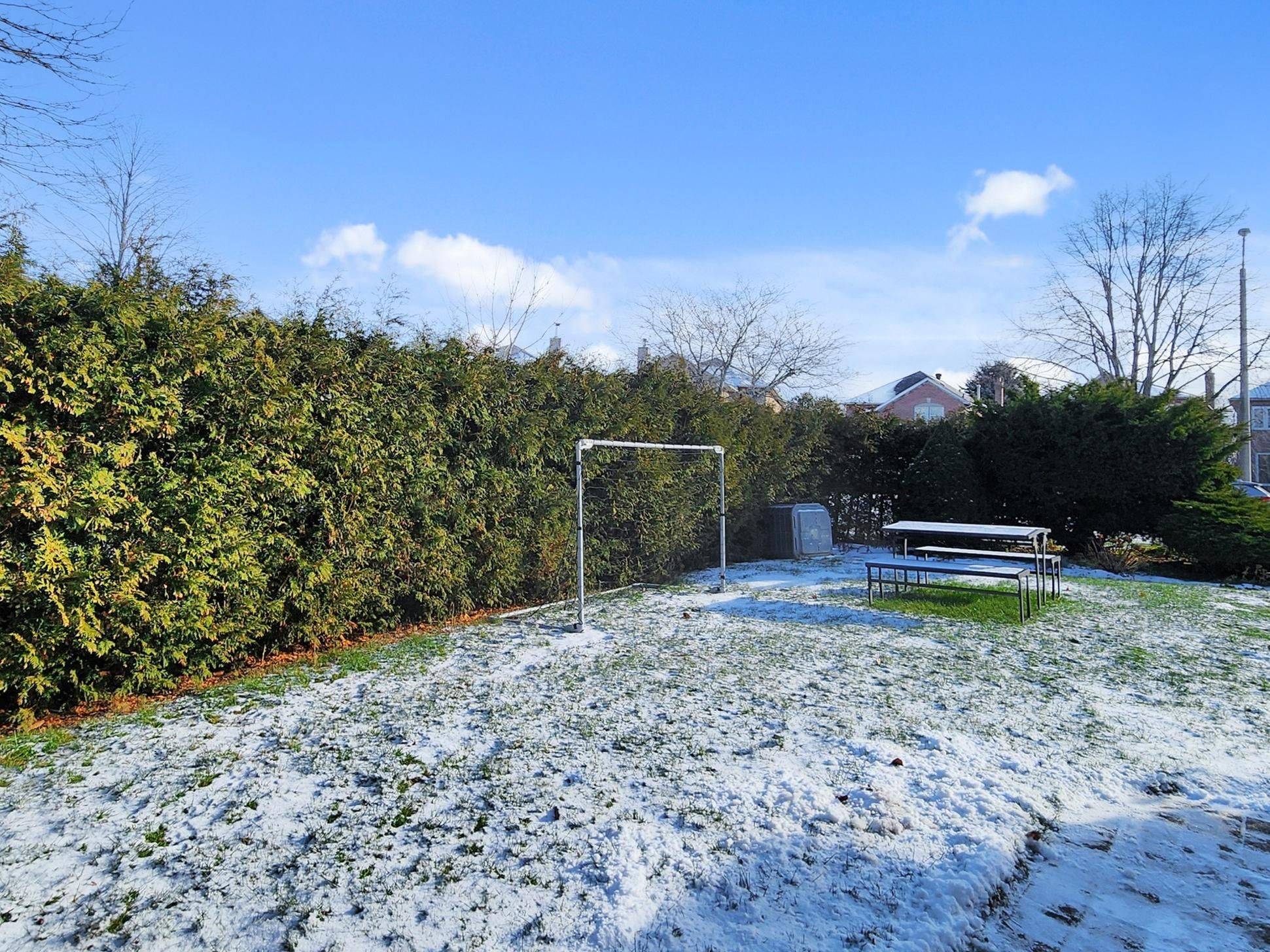 Toronto E10, ON M1C 4N6,50 Greybeaver TRL