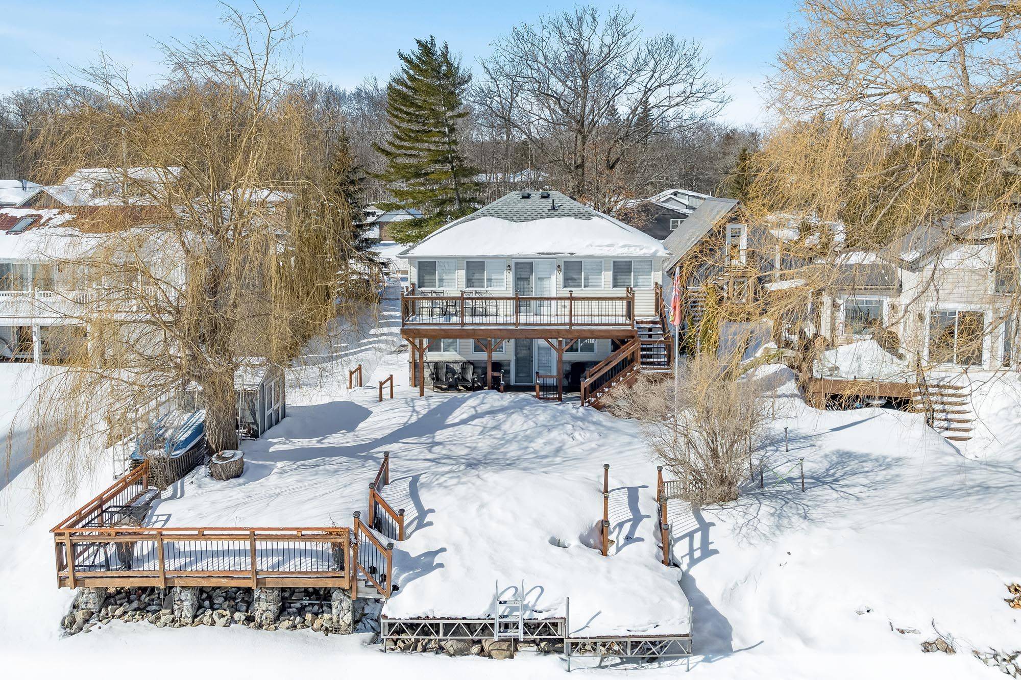 Tay, ON L0K 2A0,282 Robins Point RD