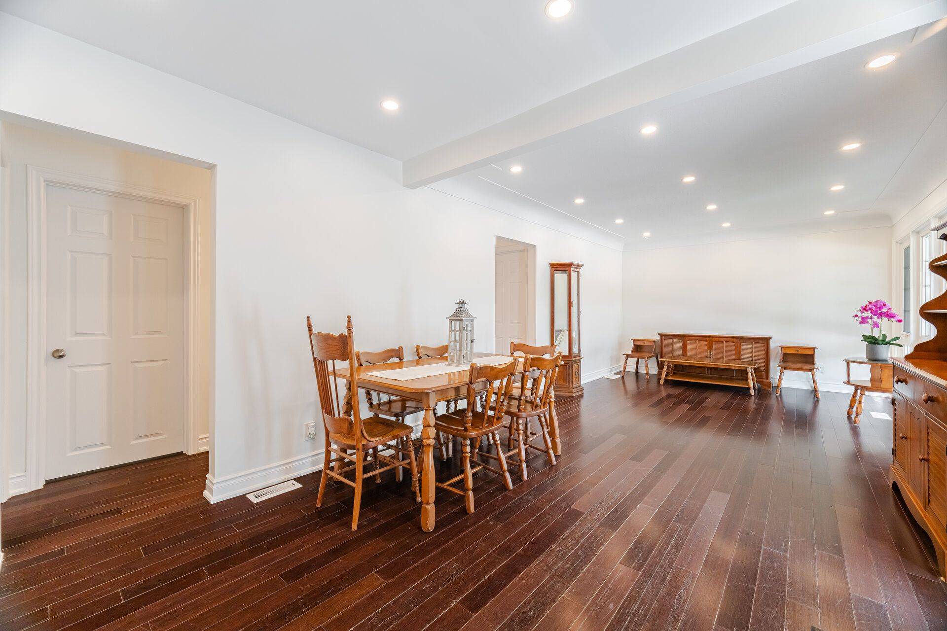 166 Terrace DR, Hamilton, ON L9A 2Z1