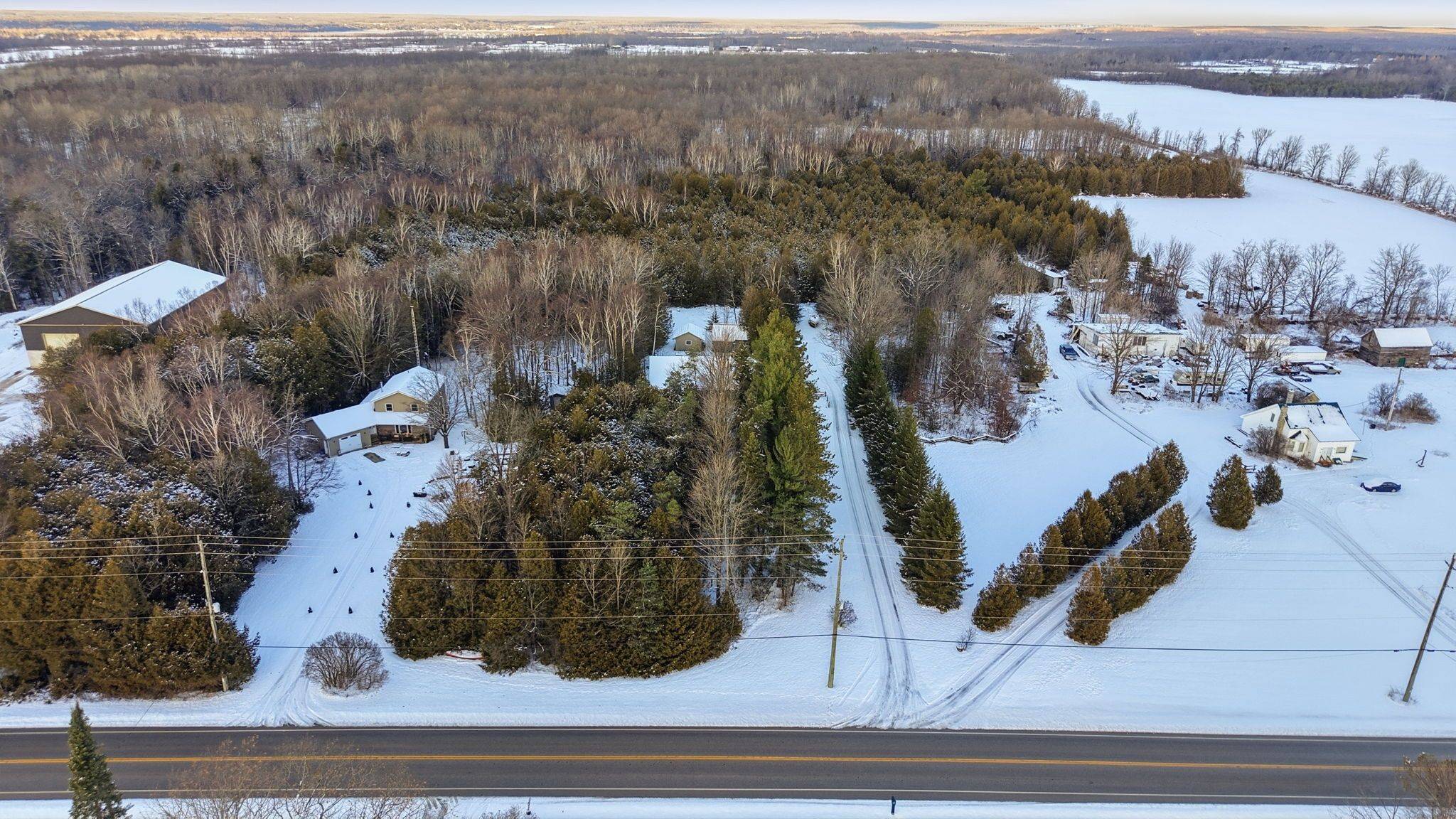 Georgian Bluffs, ON N0H 2T0,401309 Grey Road 17 RD