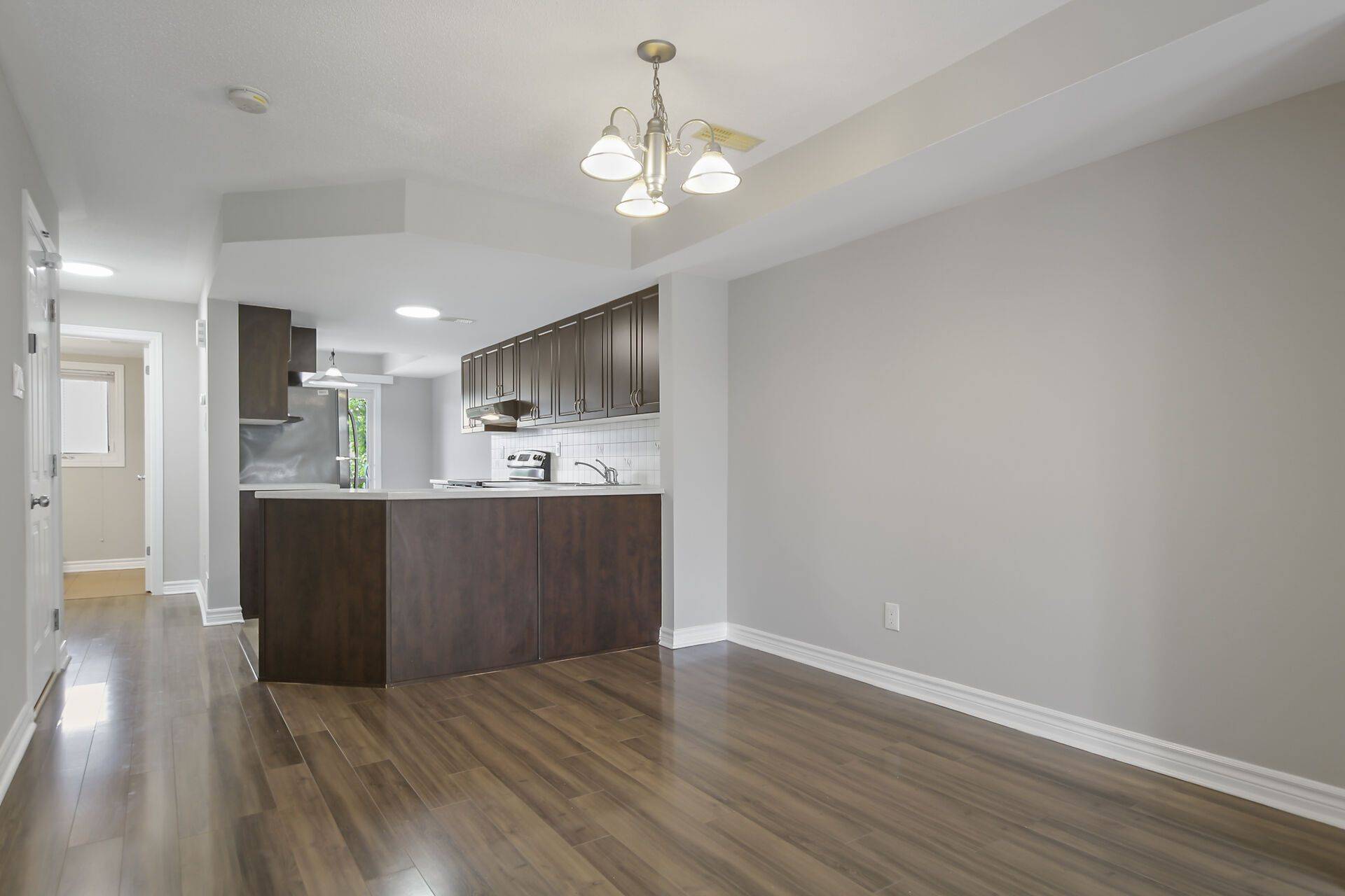 Kanata, ON K2K 0H2,1120 Klondike RD #B