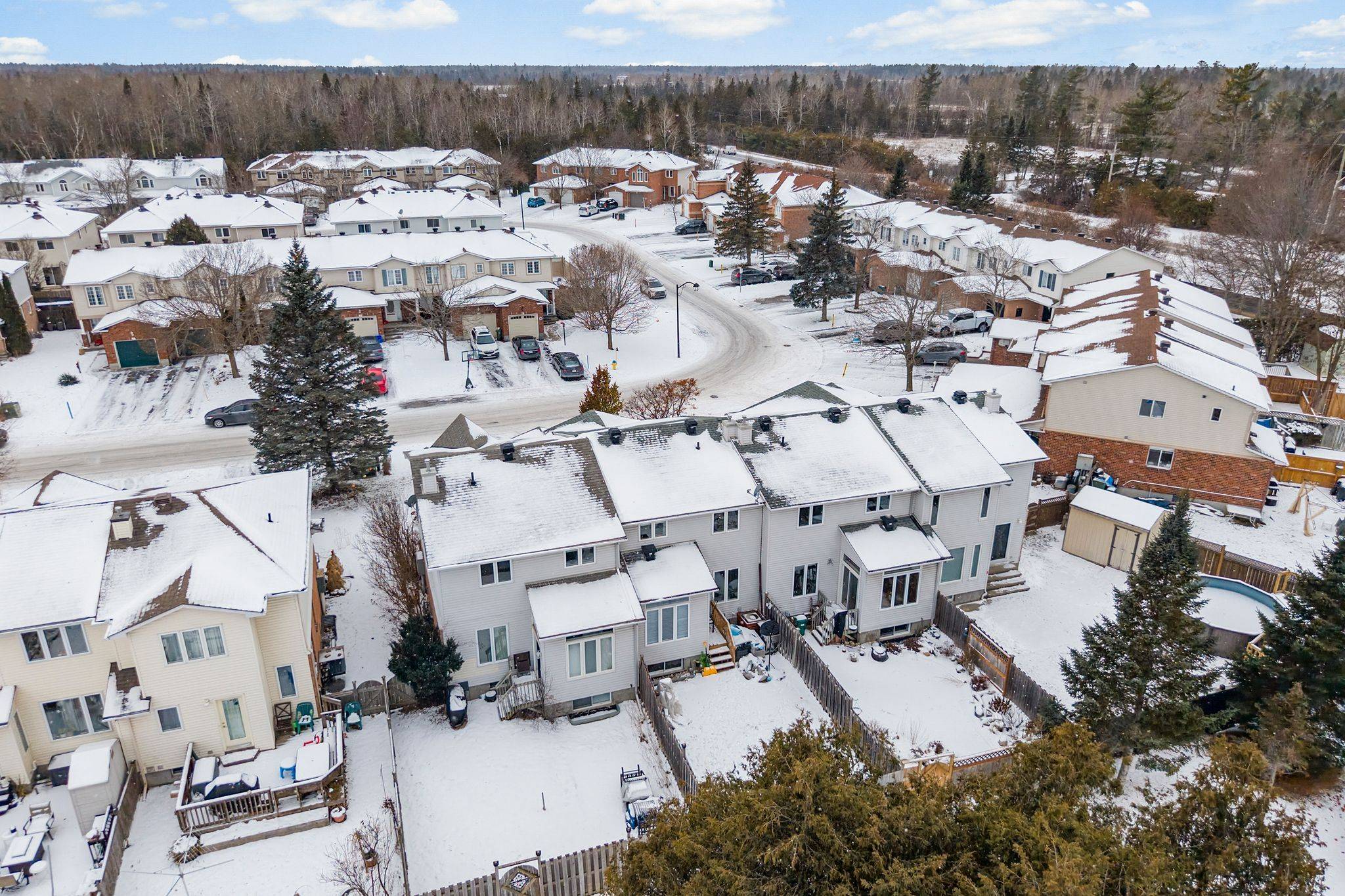 Stittsville - Munster - Richmond, ON K2S 1S4,139 Whalings CIR