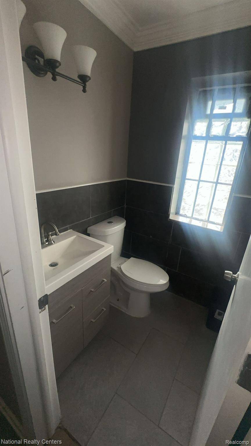 Detroit, MI 48224,11101 MORANG DR