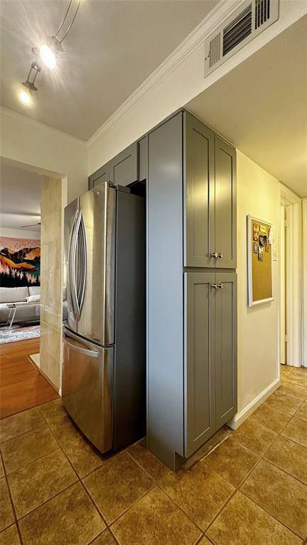 Dallas, TX 75287,18240 Midway Road #104