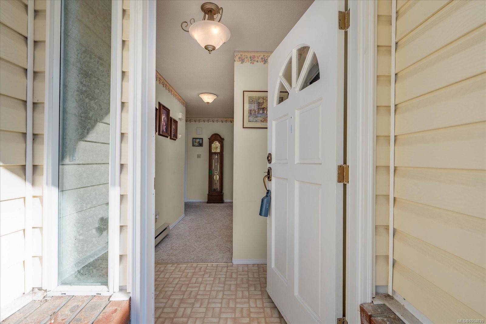 Qualicum Beach, BC V9K 1A9,629 Dogwood Rd