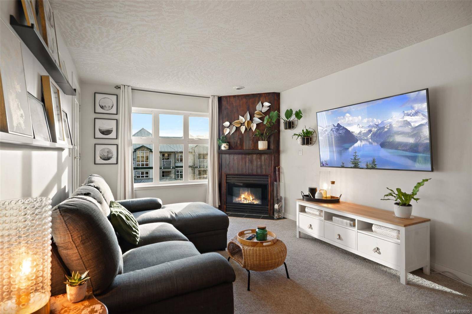 Victoria, BC V9A 1P7,3010 Washington Ave #311