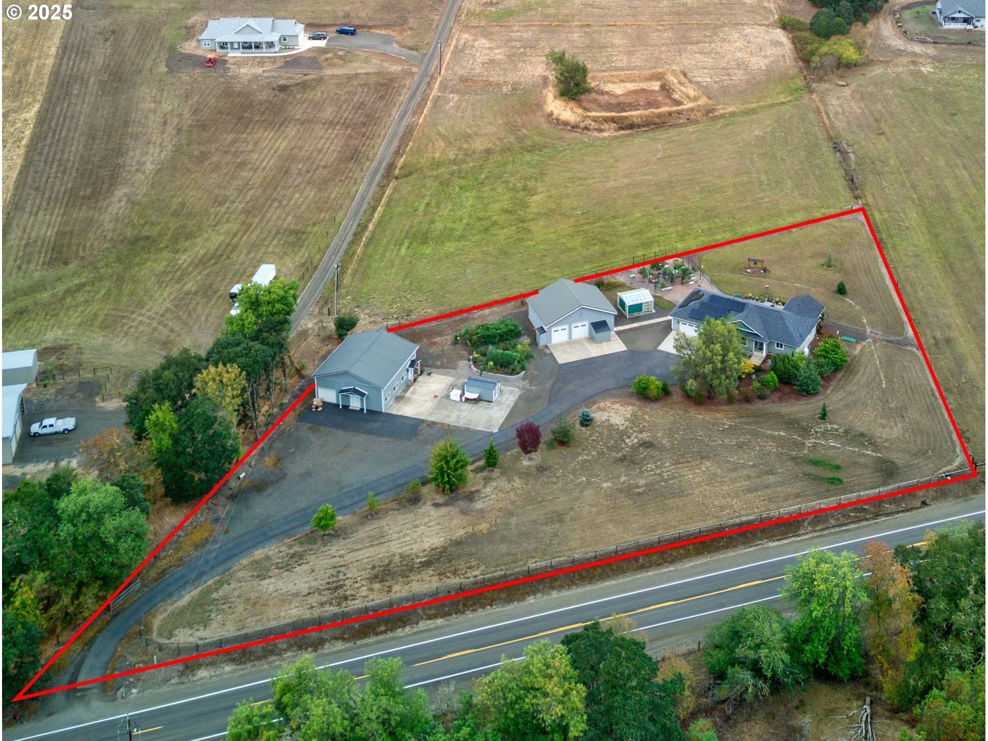 Roseburg, OR 97471,4321 HAPPY VALLEY RD