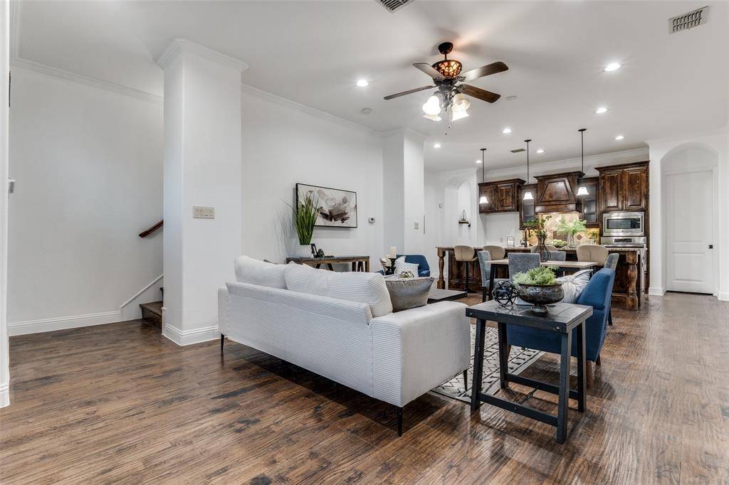 Dallas, TX 75204,3004 Zenia Drive