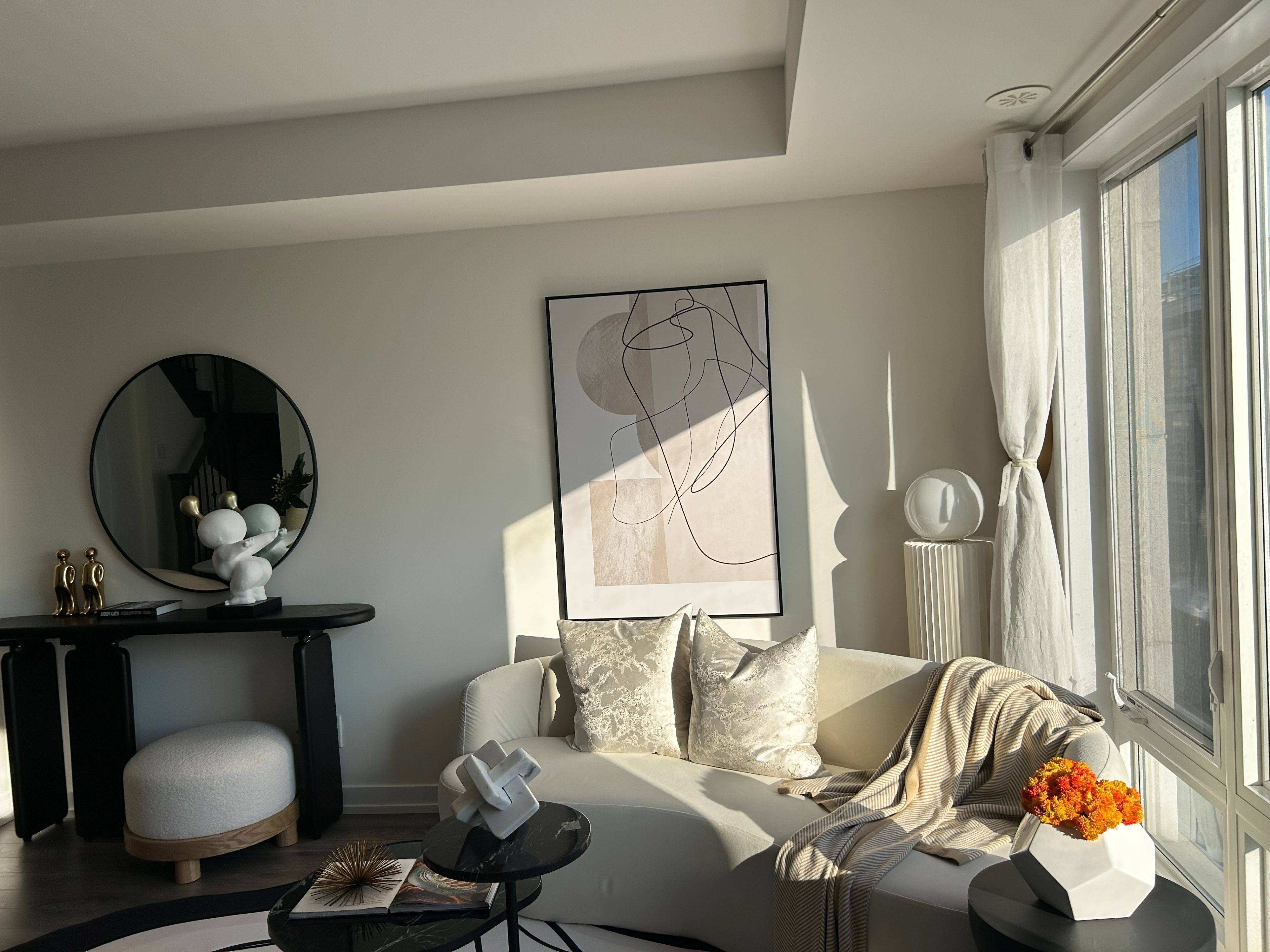 Markham, ON L6B 1N3,20 Dunsheath WAY #304