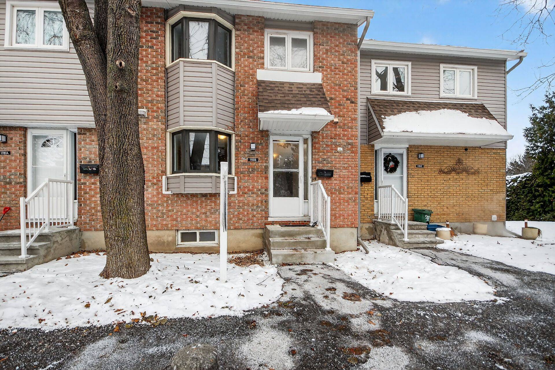 Orleans - Cumberland And Area, ON K1E 2N5,1781 Lamoureux DR